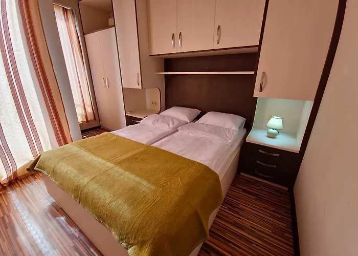 Diamond Sarafovo By Kp 4*