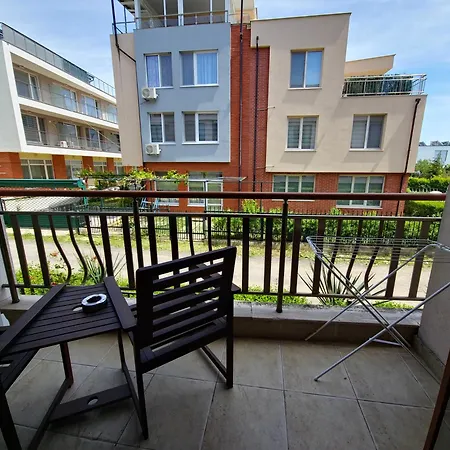 Hotel apartamentowy Diamond Sarafovo By Kp Burgas